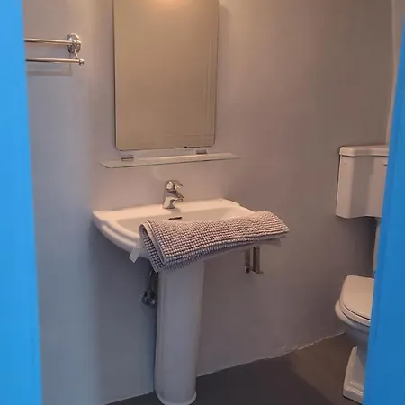 Kamaraki Aroniadika *