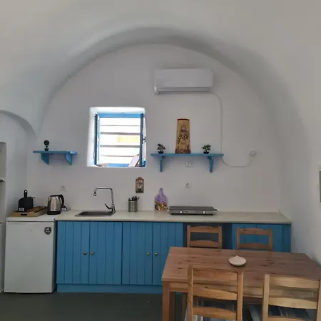 Kamaraki Aroniadika * Kýthira